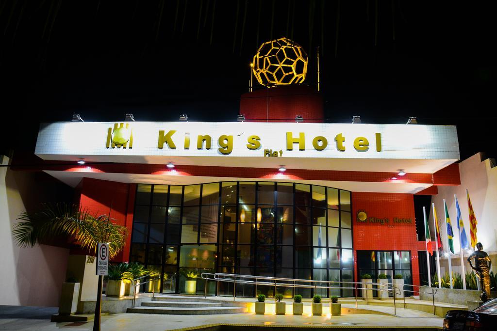 King's Flat 4*